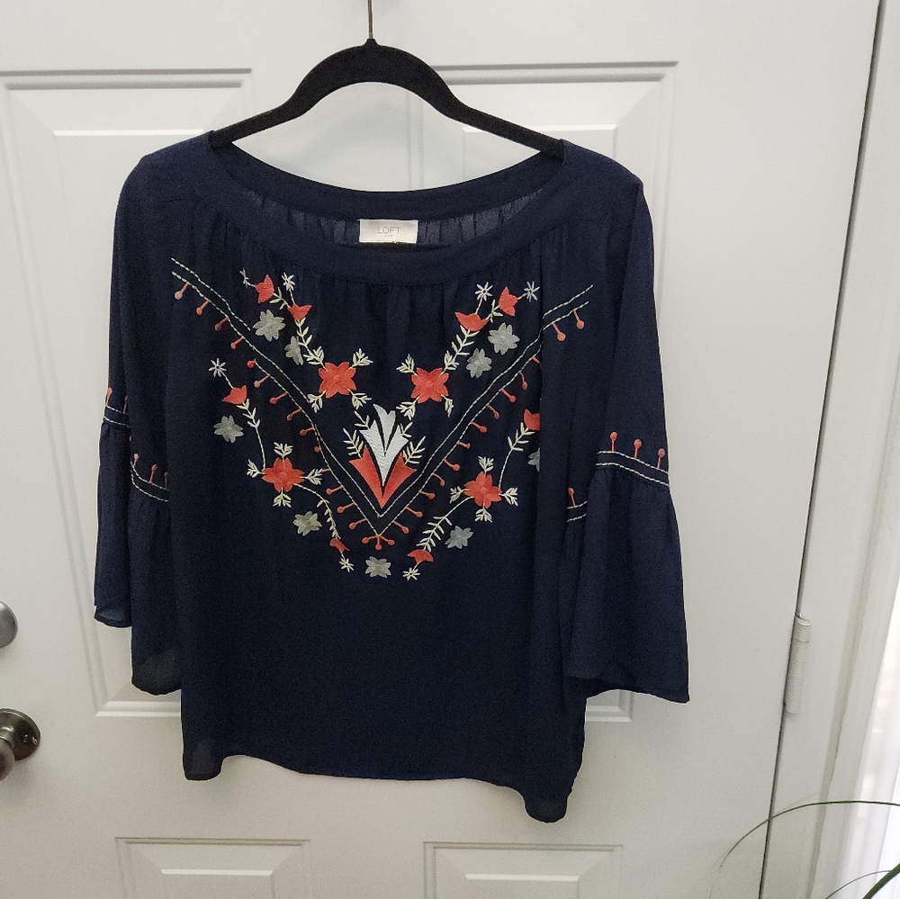 LOFT Navy and Embroidery Boat Neck Women Top Size MEDIUM